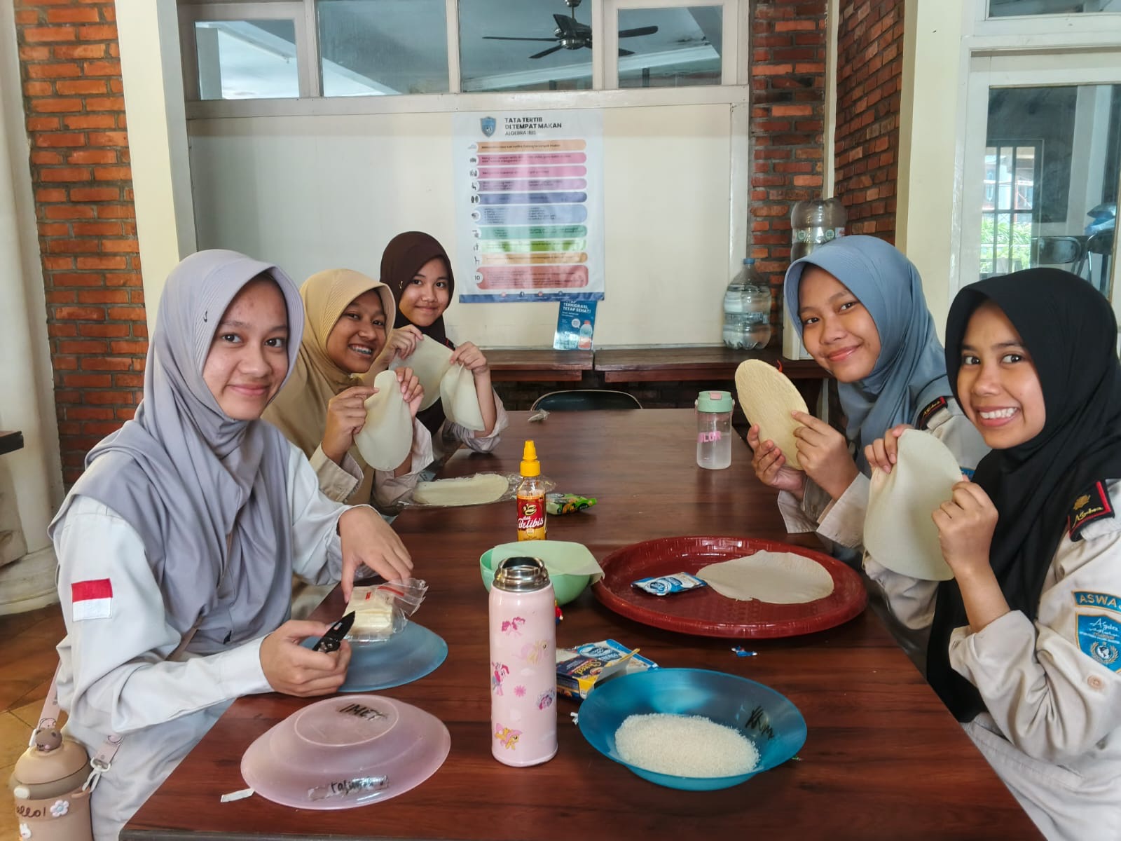 Keputrian Membuat Keju Aroma di Algebra IIBS - Foto 5
